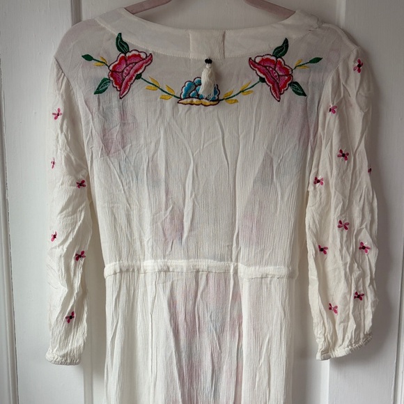 White Maxi Dress with Colorful Embroidery - Picture 7 of 9